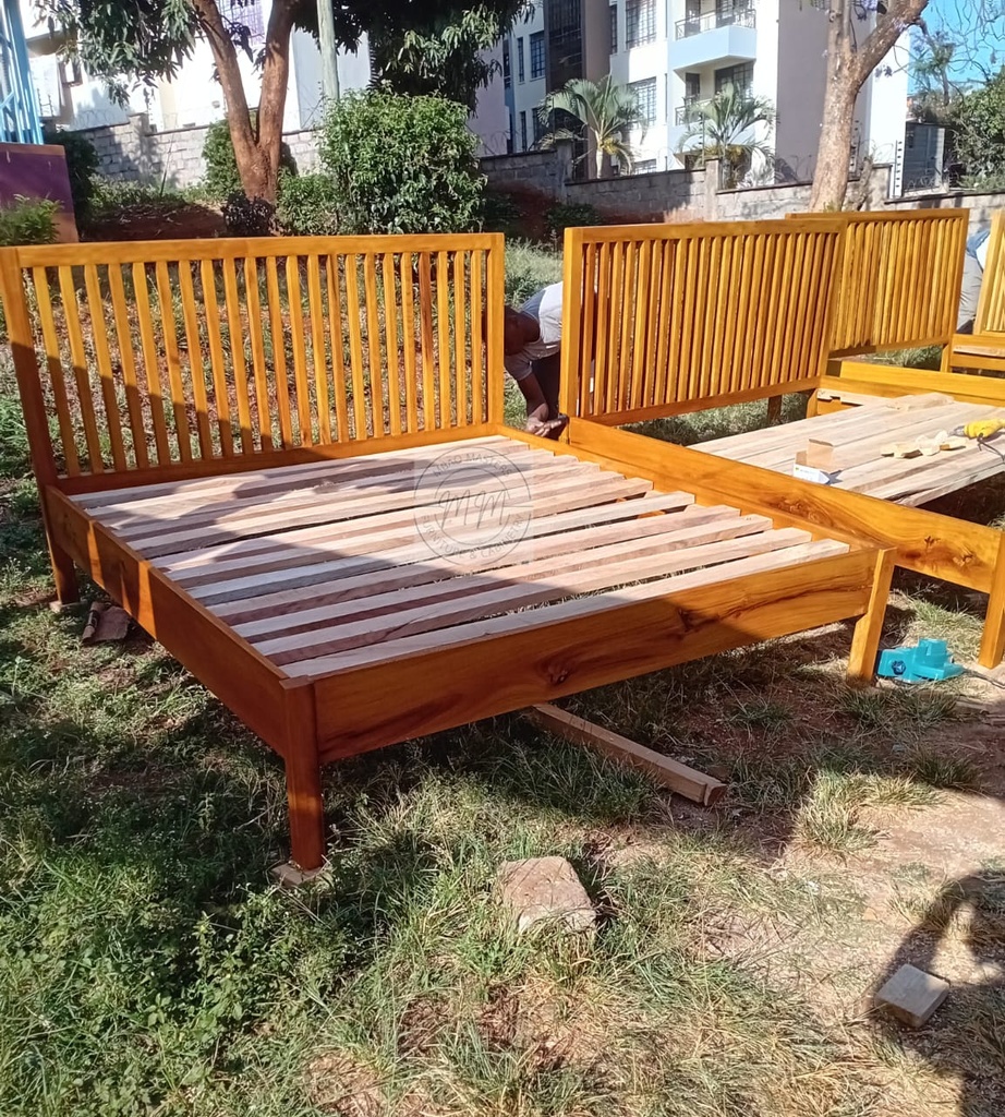 Moonlight Sonata Queen Bed