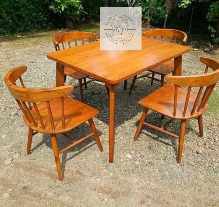 Tulivu 4 Seater Dining Set