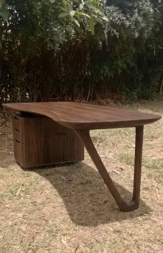 Altus Bura Desk