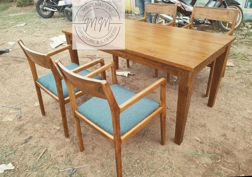 Ustadi Seater Dining Set 
