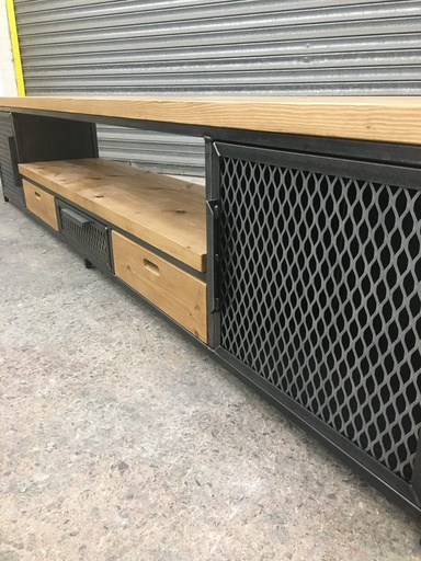 Eleganza TV cabinet