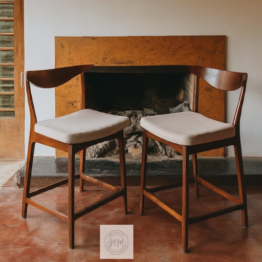 TimberTwist Bar stools