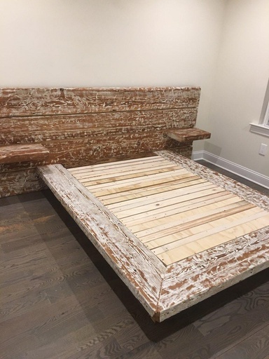 Machweo whitewashed King Bed