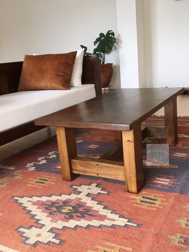 Jungle Jaunt Center Table 